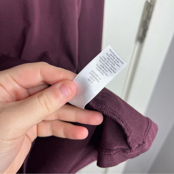 Athleta Essence Groove Maroon Layered Long Sleeve Top Size XS - Picture 5 of 7